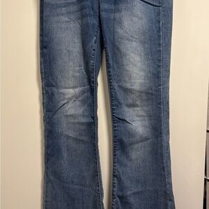 Judy Blue Flare Jeans in Classic Blue